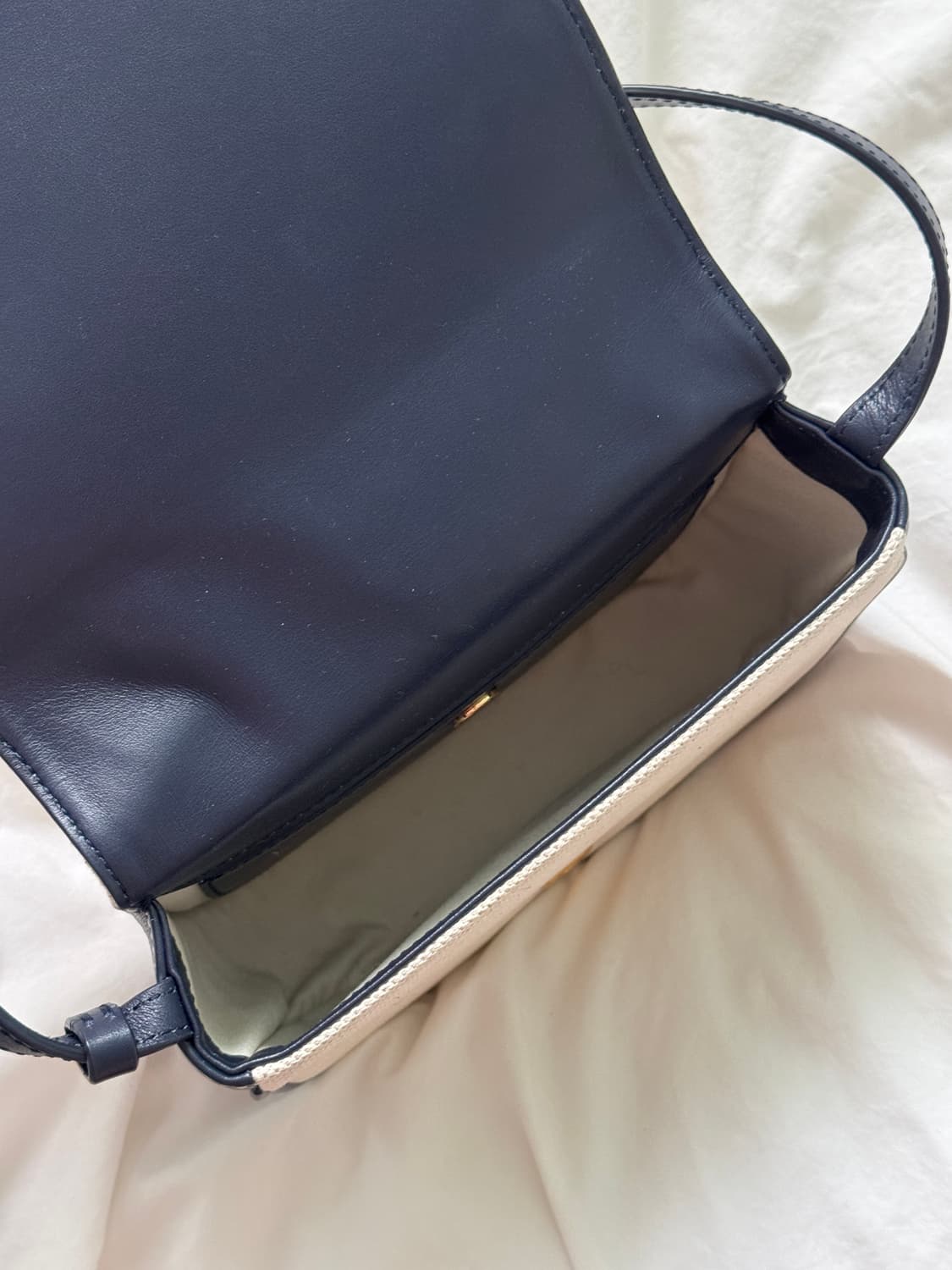 recto 렉토 시그니처 캔버스 미디엄백 (숄더백) 상품이미지3