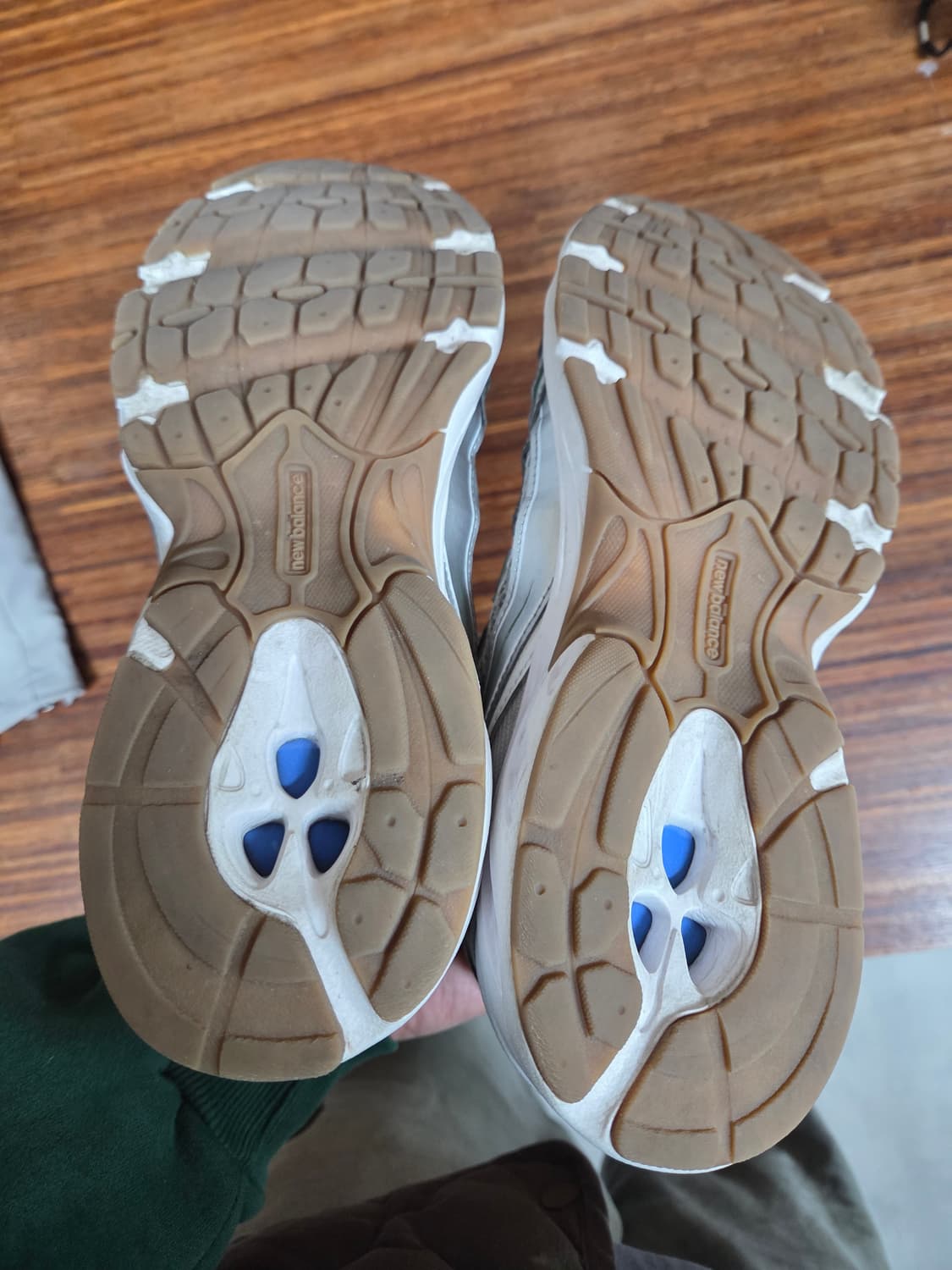 뉴발란스 740 실버그린 265 상품이미지4