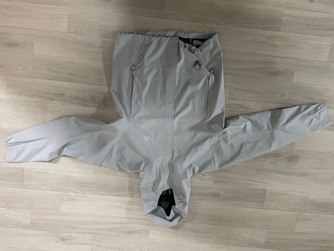 나이키 acg 바람막이 화이트 M 상품이미지1