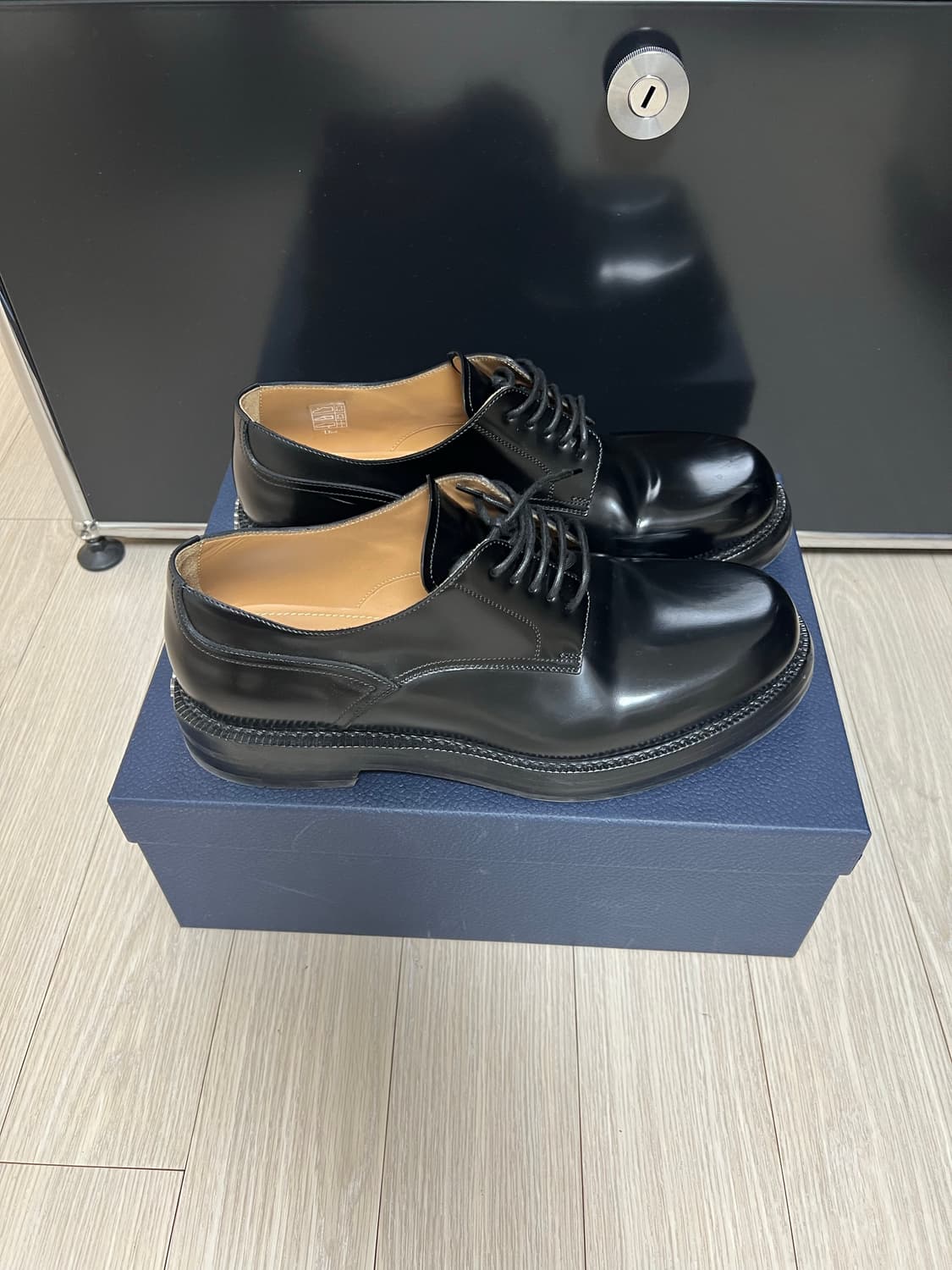 디올 더비 구두 상품이미지1