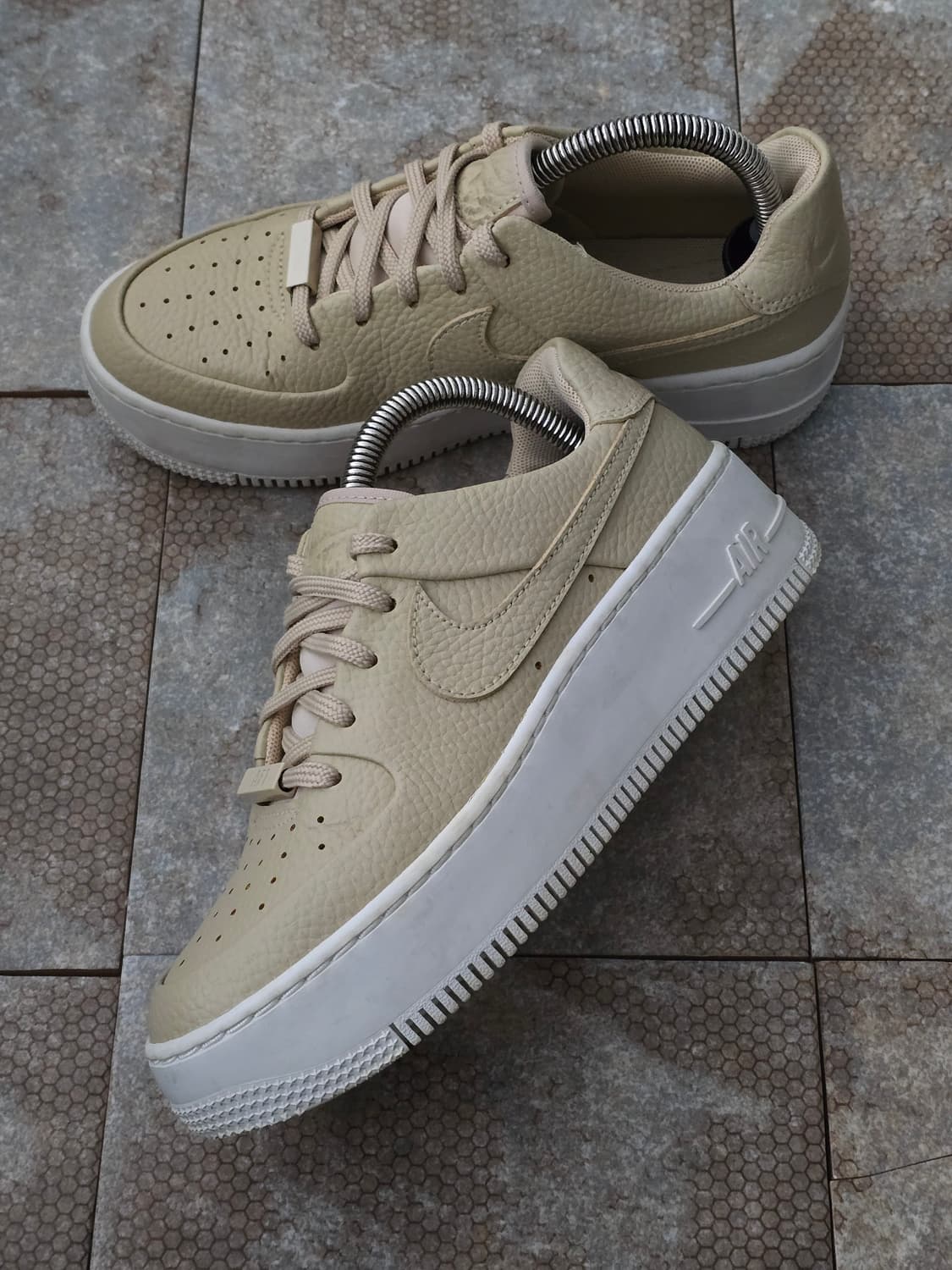 (225)나이키 에어포스 1 세이지 로우 2 데저트 오어 상품이미지3