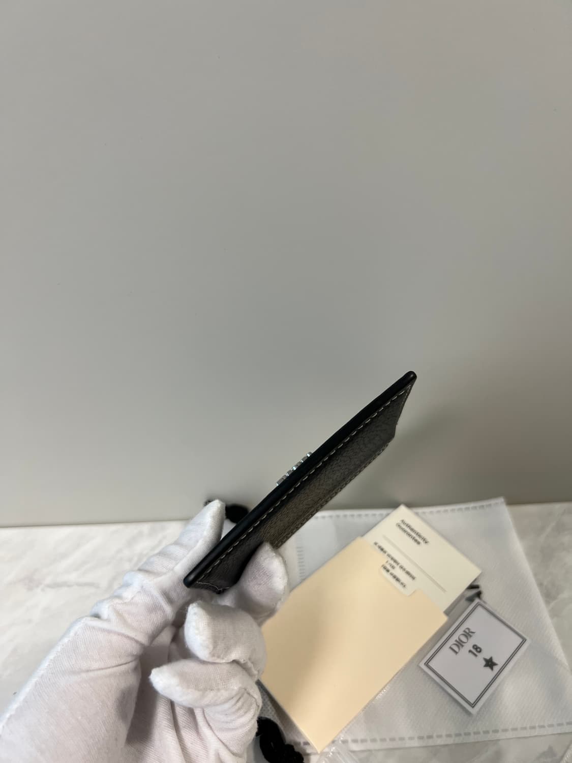 디올 새들 카드지갑 블랙 그레인 상품이미지6