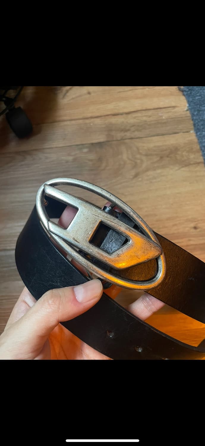 디젤(DIESEL) 로고 버클 가죽 벨트 상품이미지2