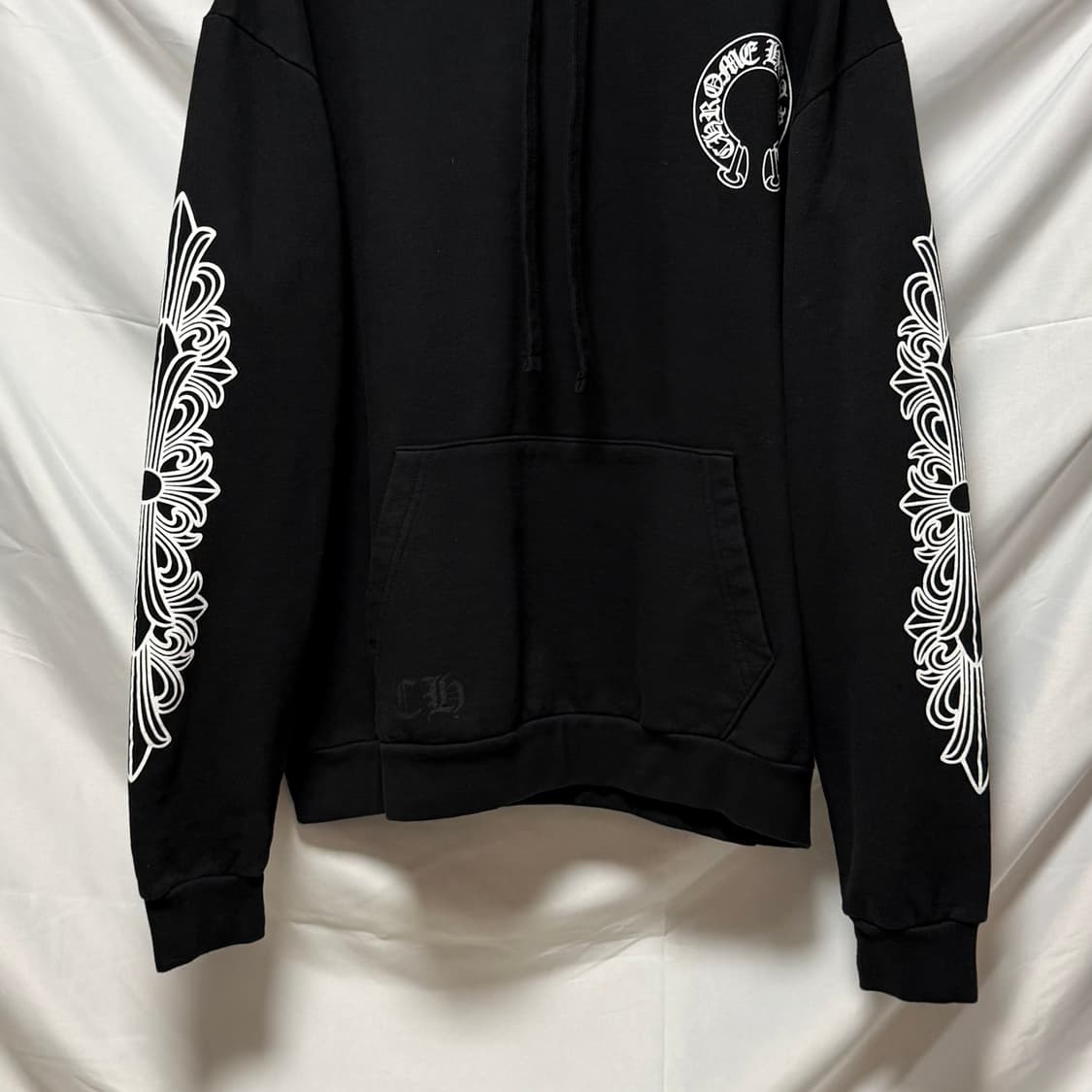 [S+급/L] 크롬하츠 홀스슈 플로랄 후드티 블랙 상품이미지5