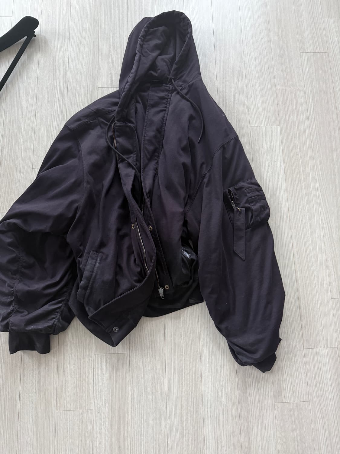 발렌시아가 봄버 상품이미지5