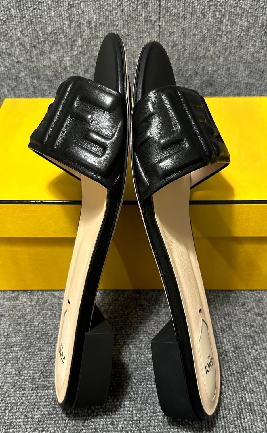 펜디 샌들 ( 265 ) 상품이미지3