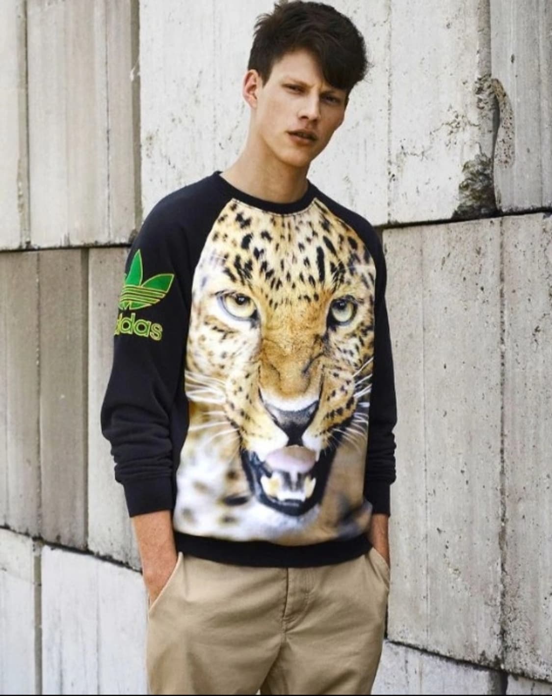 아디다스 한정판 티셔츠 상품이미지1