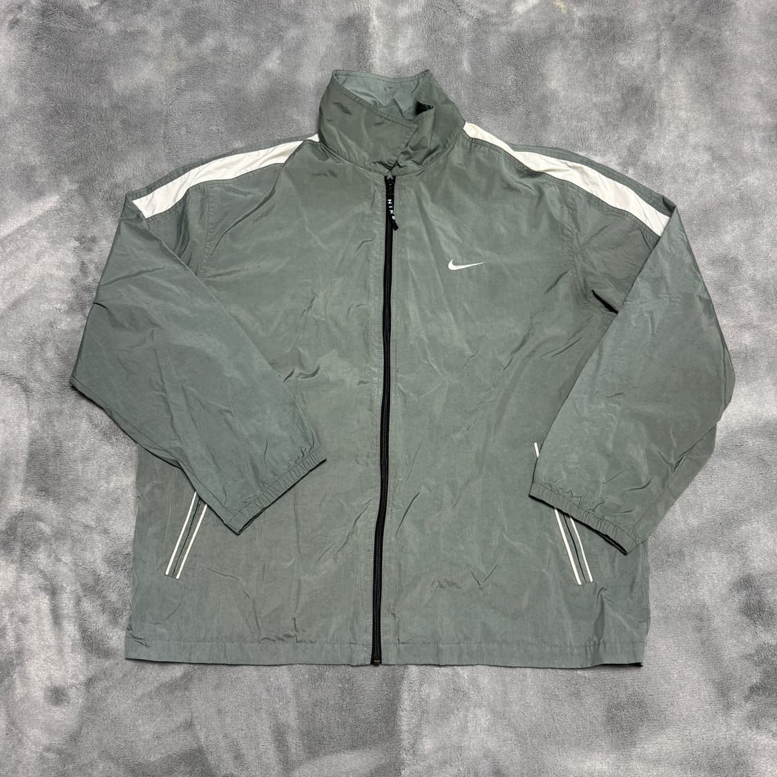 나이키 빈티지 바람막이 상품이미지4