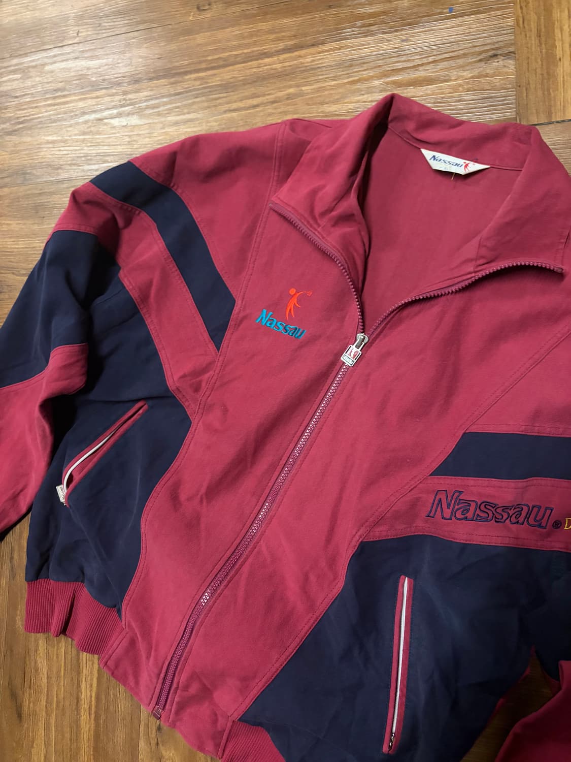 NASSAU EMBROIDERED WINDBREAKER JACKET 상품이미지6