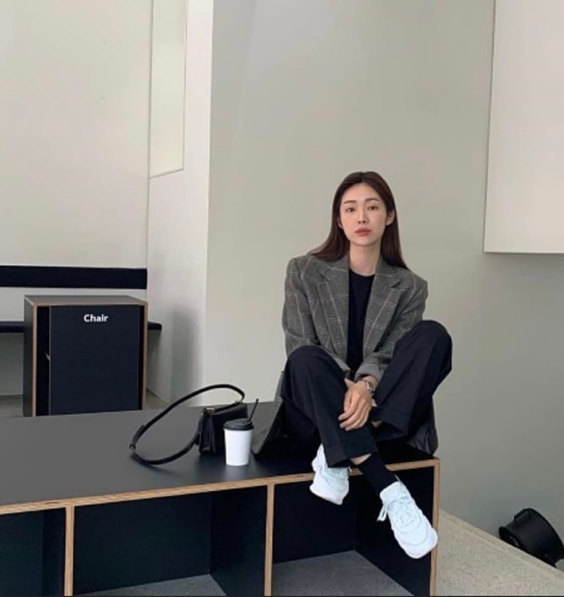 나이키 아웃버스트 디콘 고스트 치정원 운동화 상품이미지7