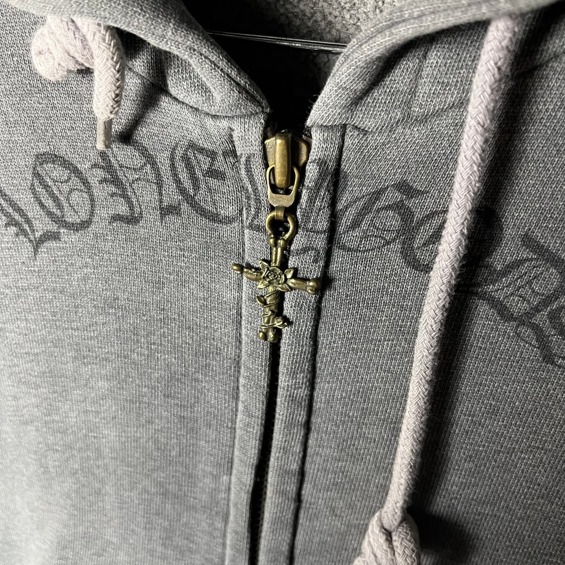 [Billion Dollar Babes] 펑크 타투프린팅 후드집업 상품이미지4