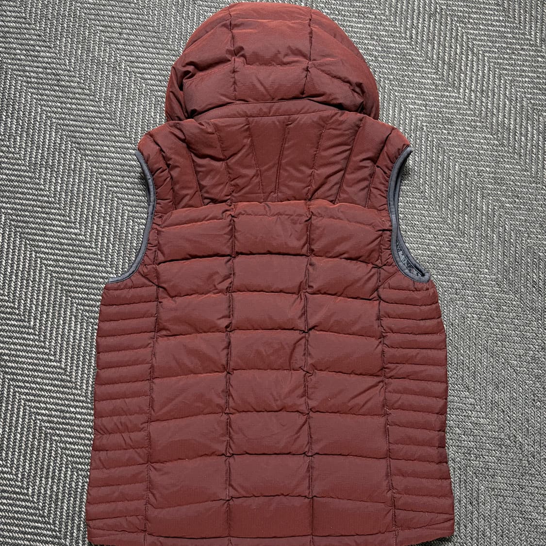 에디바우어 EB900 후드 패딩 조끼(S) 상품이미지2