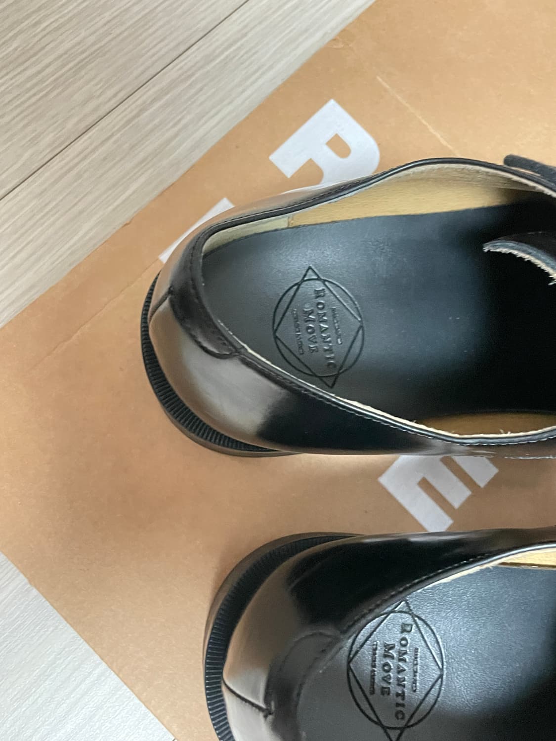 로맨틱무브 더비슈즈 드레스덴 265 상품이미지4