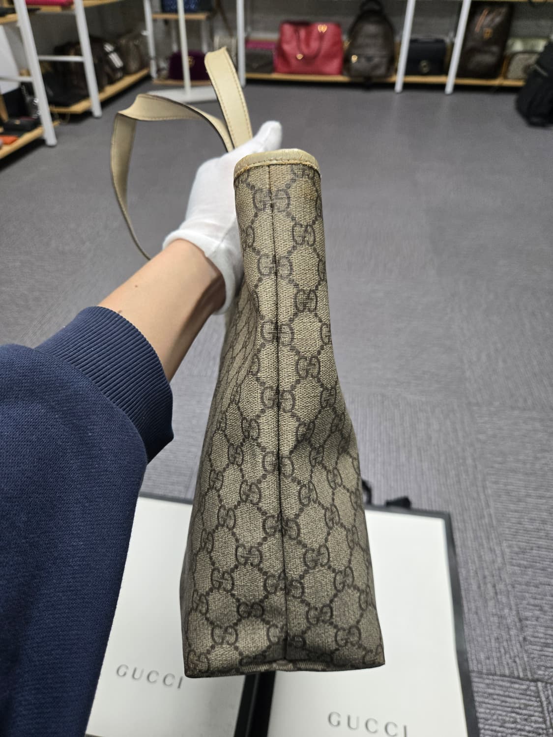 [특가][정품] 구찌 시그니처 라지 토트백 상품이미지3