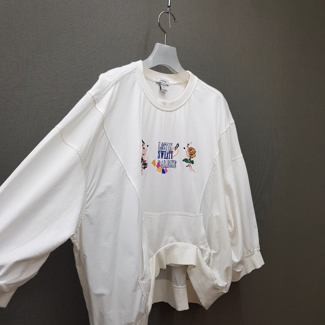 한섬 시스템 2021 자수 그래픽 루즈핏  티셔츠 F사이즈 상품이미지4