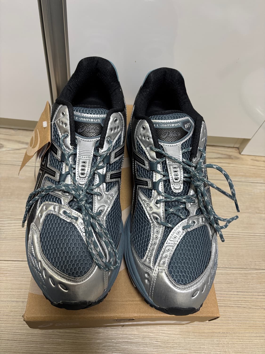 [285] 아식스 젤 님버스 10.1 그래파이트 그레이 상품이미지4