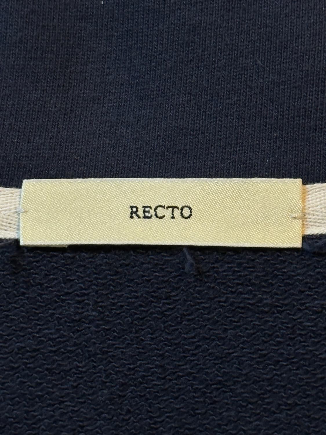렉토 RECTO 시그니처 로고 하프 반집업 맨투맨 네이비 상품이미지4