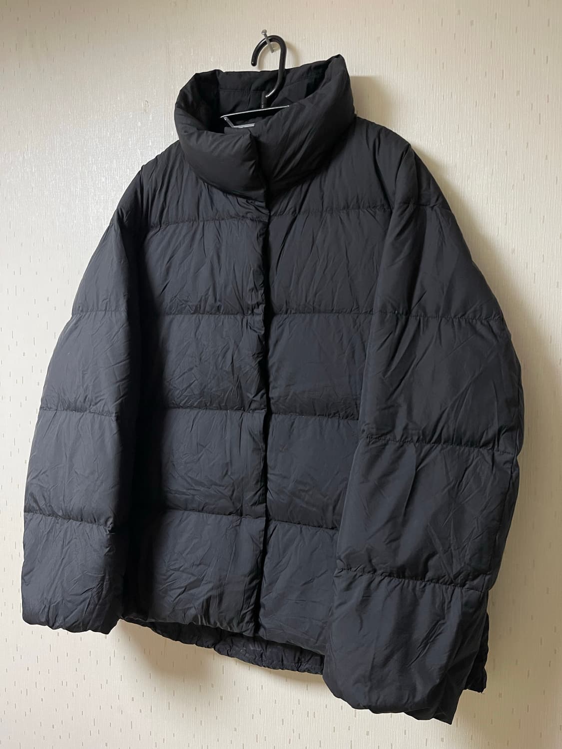 유니클로 정품 울트라 라이트 다운 코쿤 재킷 상품이미지2