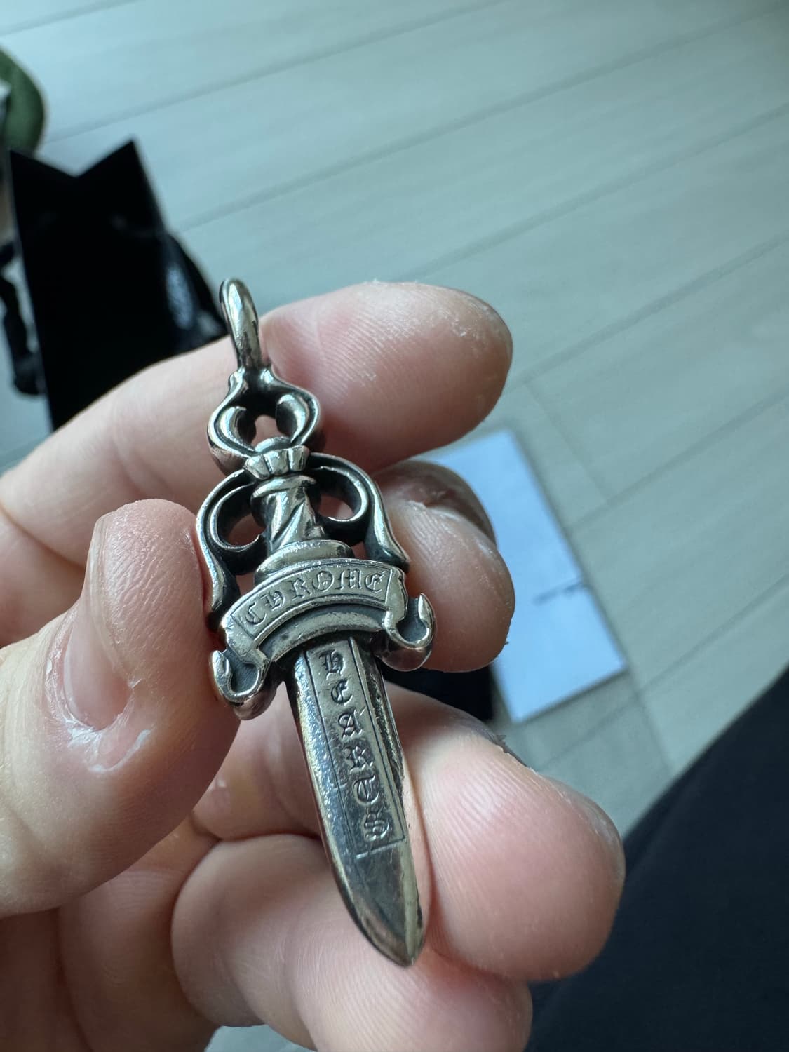 크롬하츠 더블대거 펜던트 판매합니다. 상품이미지10