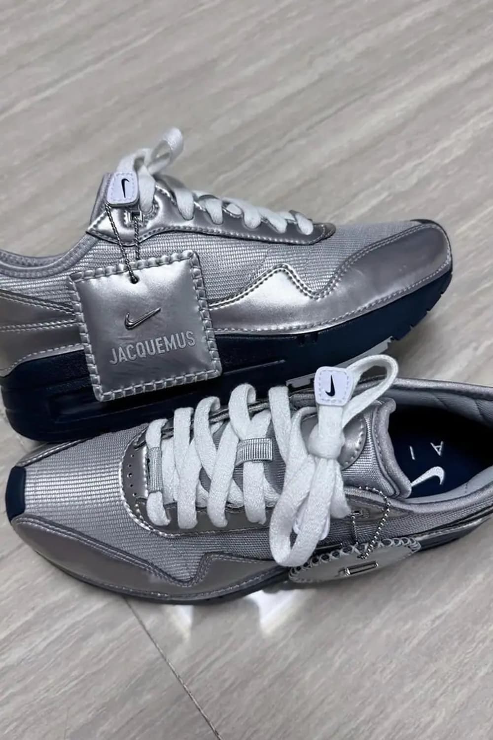 [새상품] 나이키 자끄뮈스 235 Jacquemus 상품이미지9