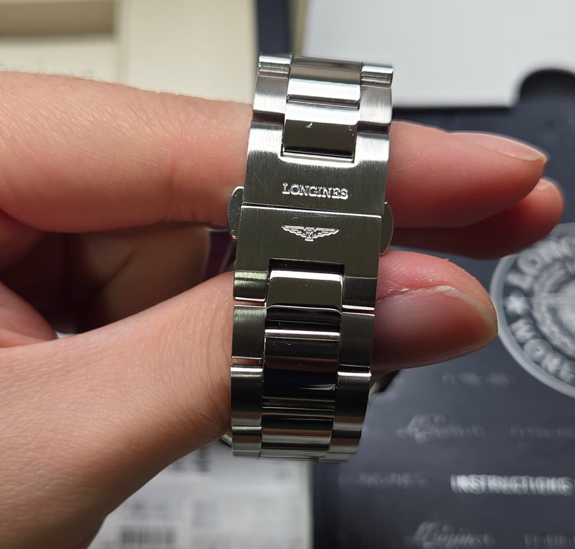 론진 콘퀘스트 문페이즈 11P다이아 자개다이얼 여성용 브레이슬릿 ver. 상품이미지5