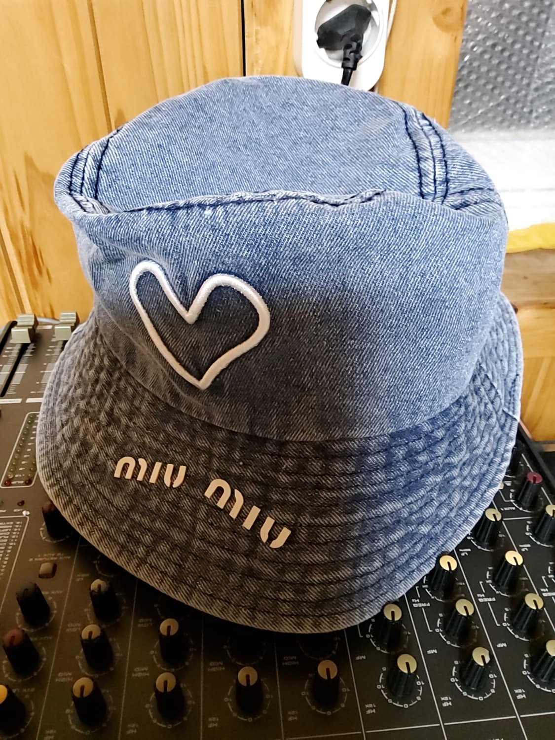 버킷햇 상품이미지1