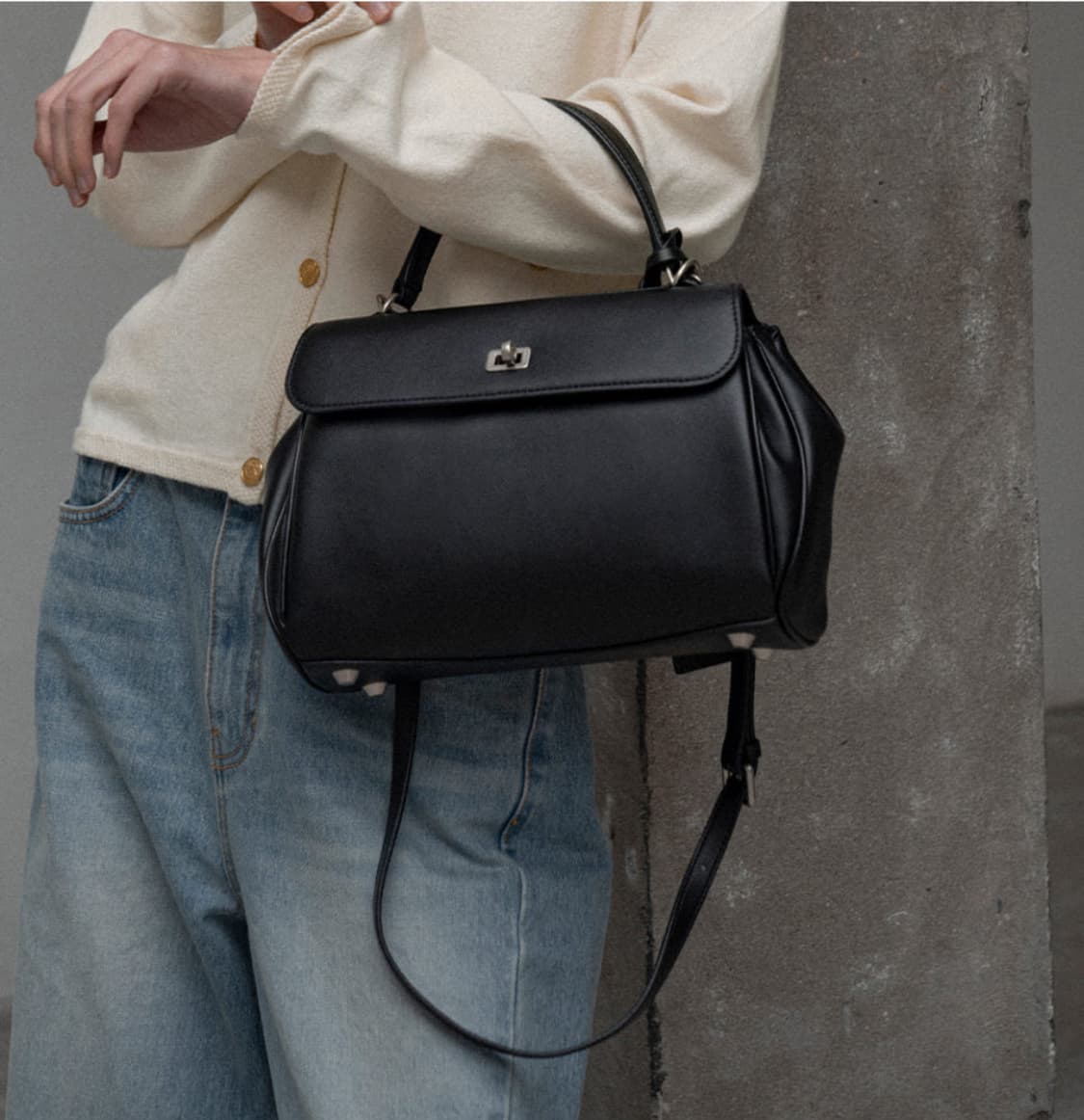 시야쥬 레더 미쉘백 S사이즈 블랙 상품이미지4