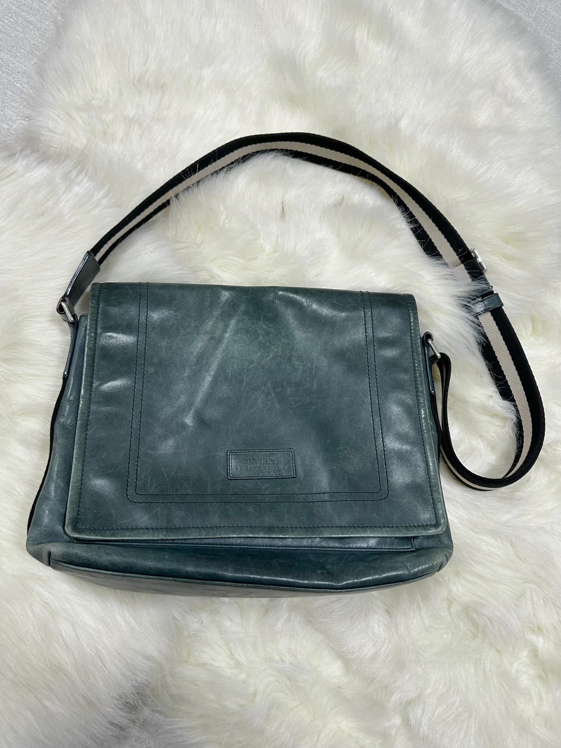발리 BALLY 메신저백  상품이미지1