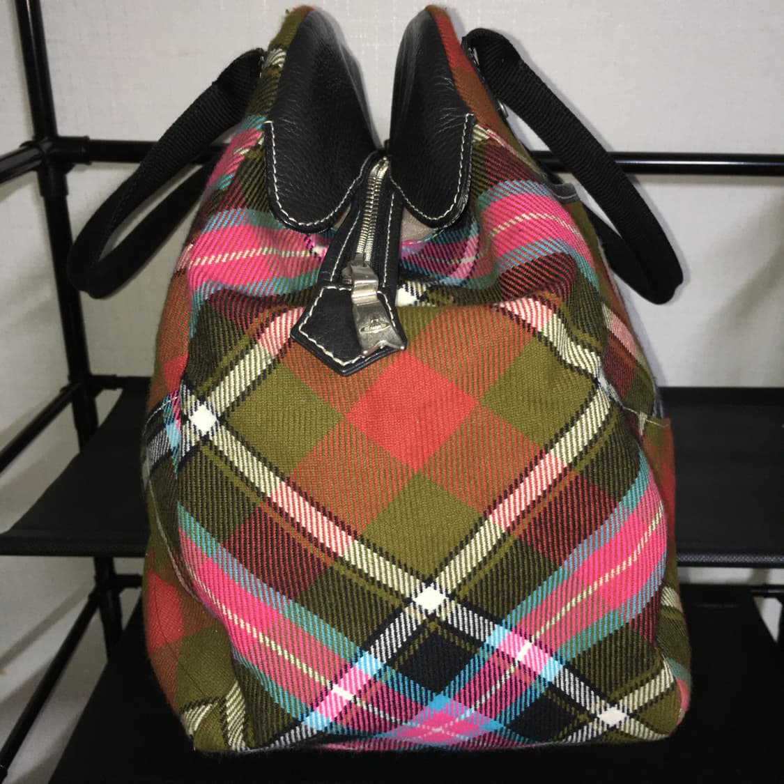 viviennewestwood 체크 토트백 상품이미지5