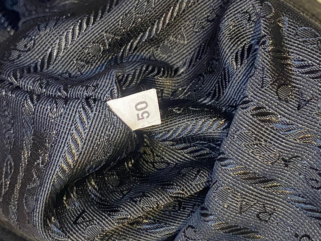 프라다 나일론 원버클 크로스백 상품이미지10