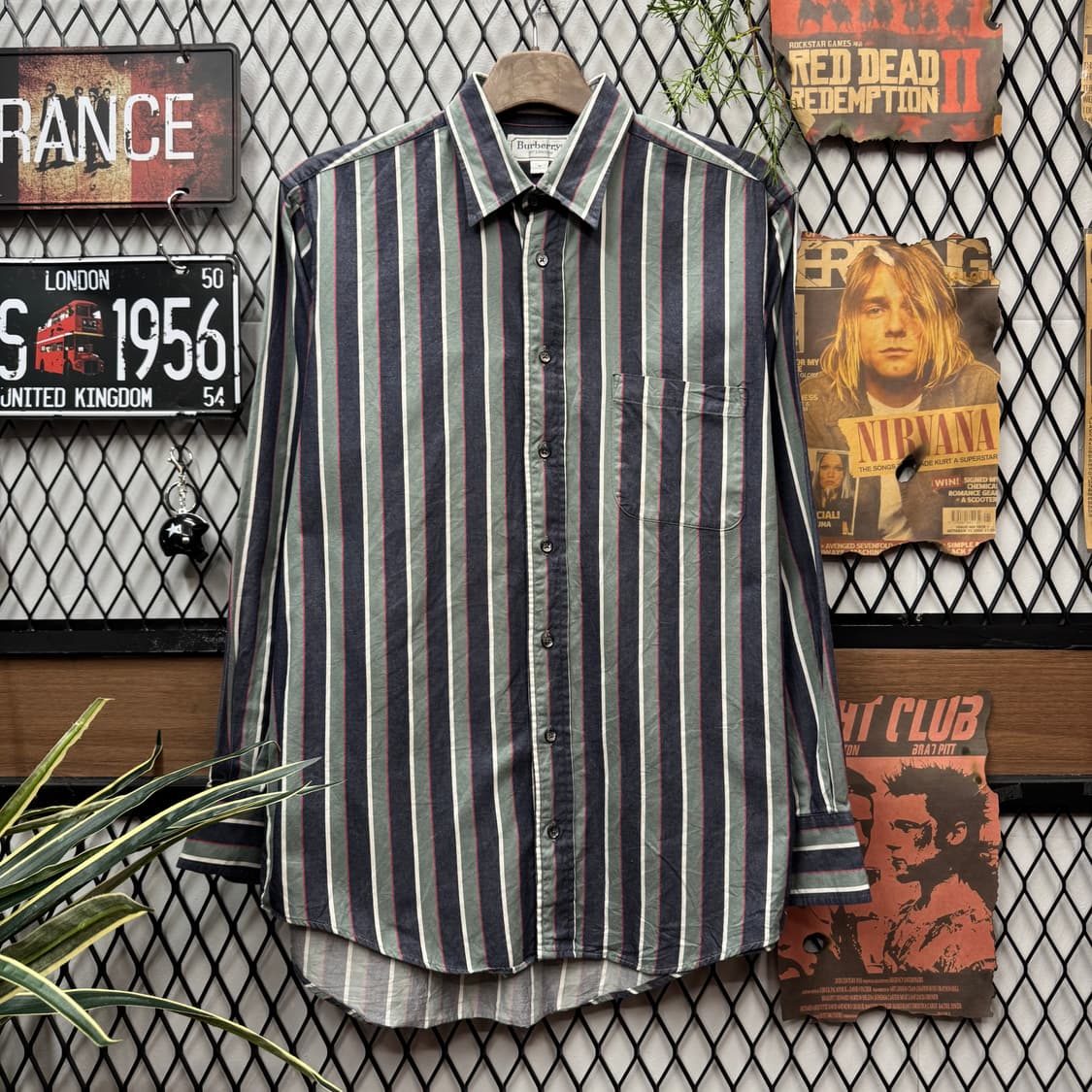 90s 버버리 스트라이프 긴팔 셔츠 전면 원포켓 포인트 네이비 상품이미지1