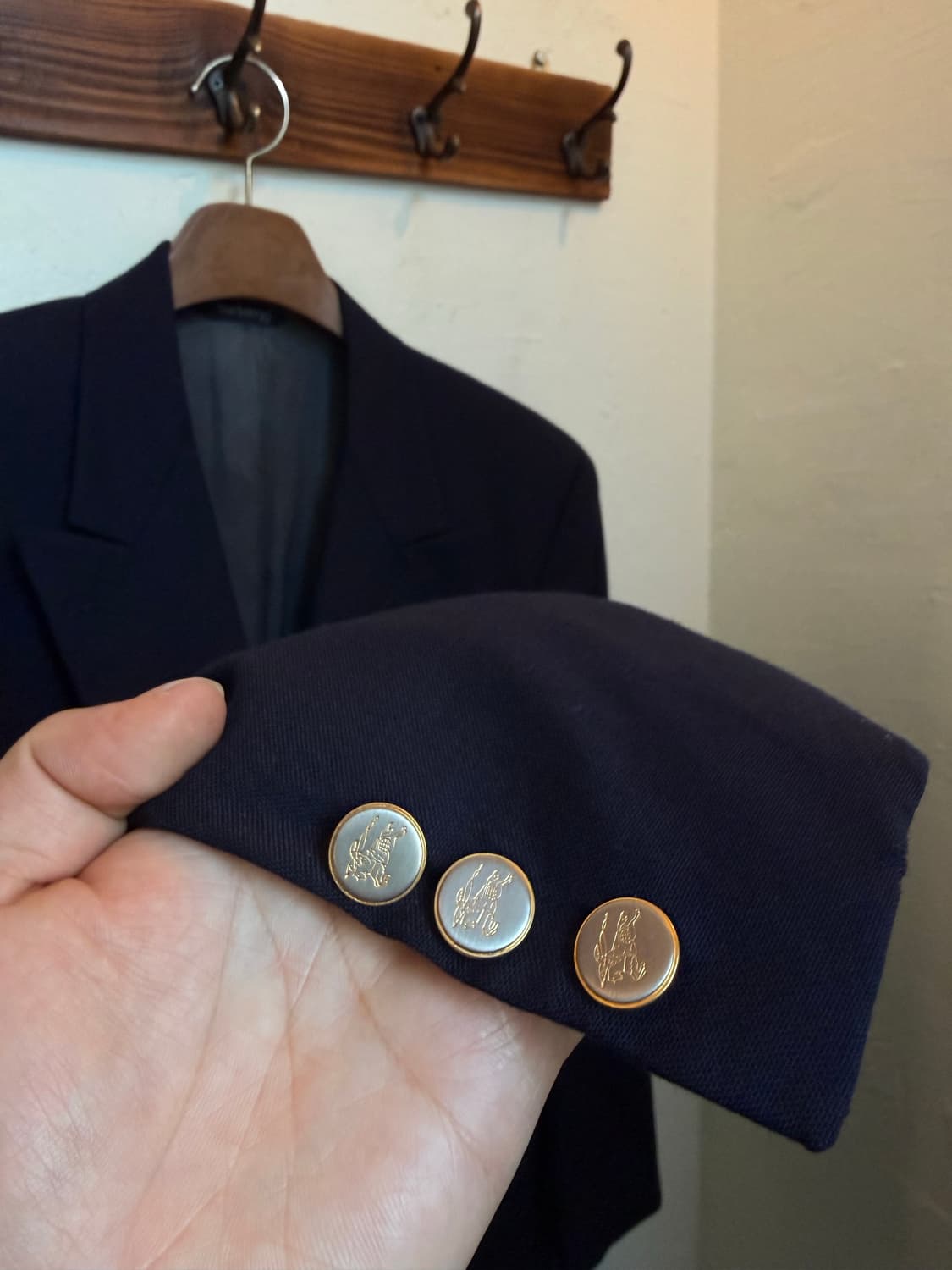 버버리 금장더블자켓 상품이미지5