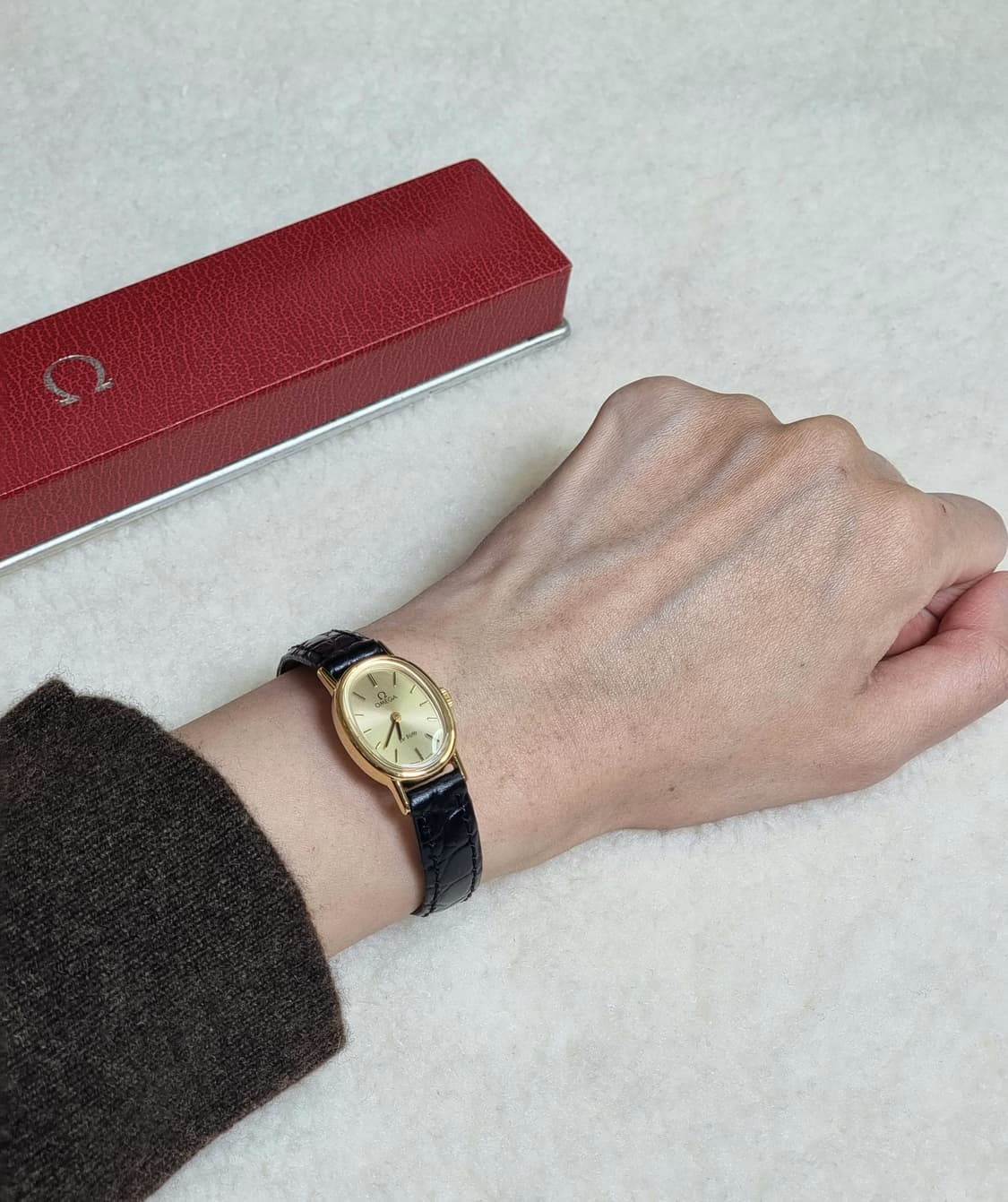 오메가 드빌 빈티지 오벌 샴페인 선레이다이얼 수동 여성시계 상품이미지7