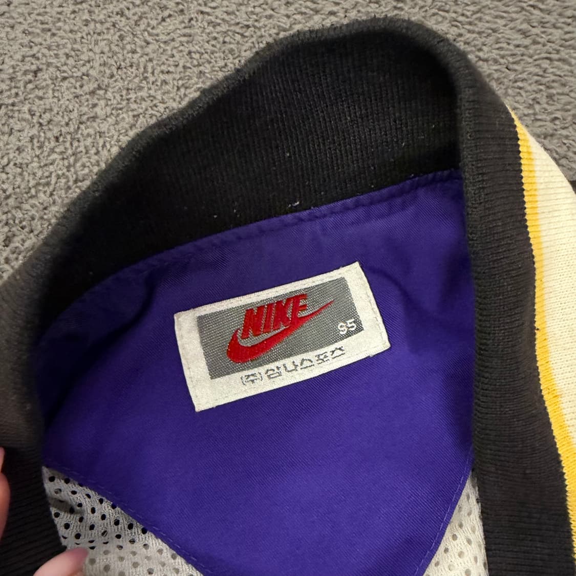 [ 정품/95 ] 나이키 스우시 올드스쿨 바람막이 자켓 상품이미지4
