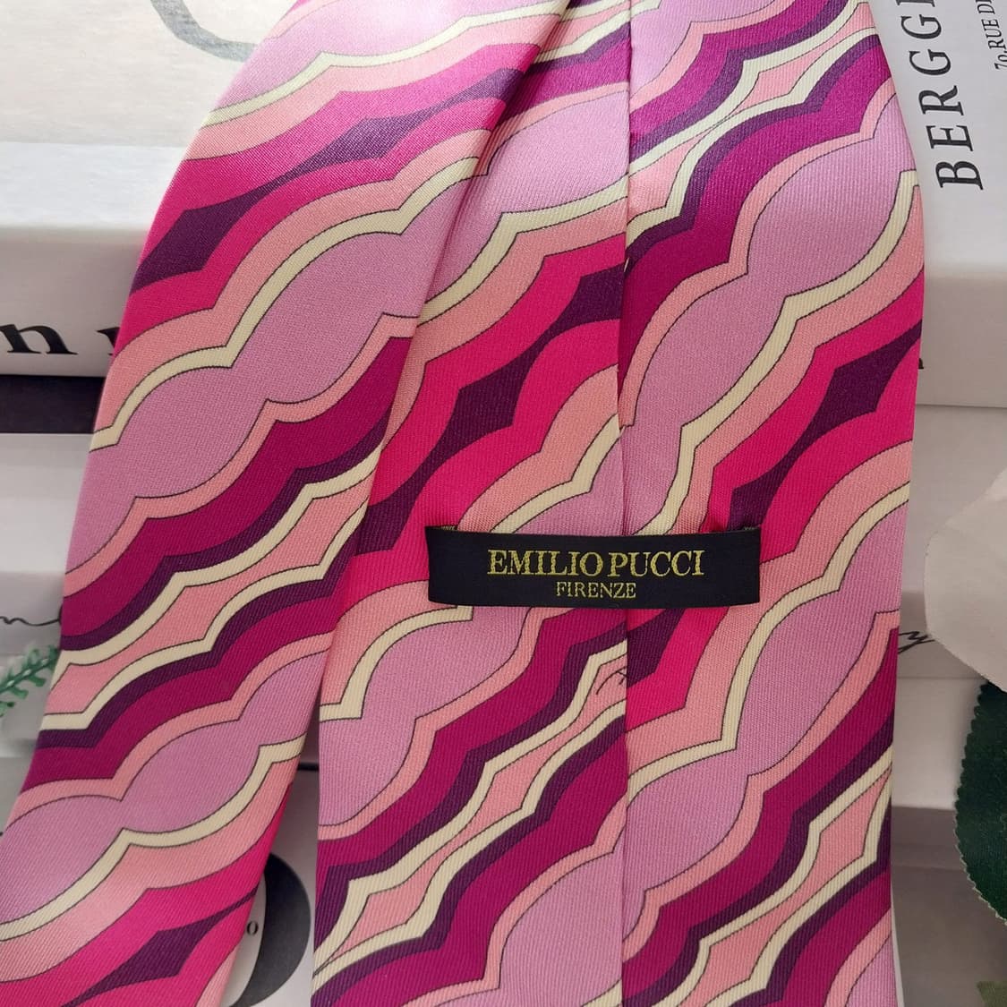 에밀리오 푸치 실크 핑크 웨이브 패턴 넥타이 9.5cm A등급 K1342 상품이미지4