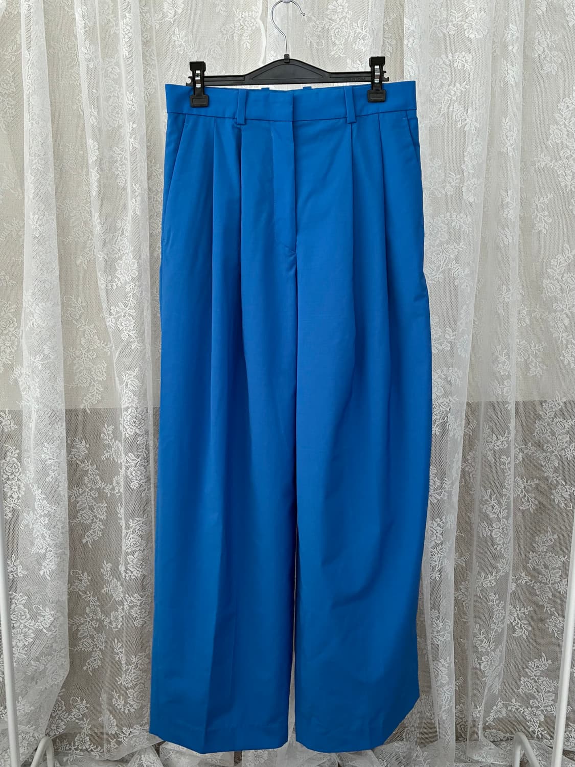 36) 코스 COS 와이드 레그 플리츠 트라우저 블루 상품이미지1