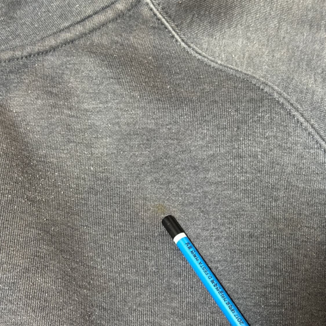 VTG Carhartt 페이디드 집업 스웻 상품이미지8