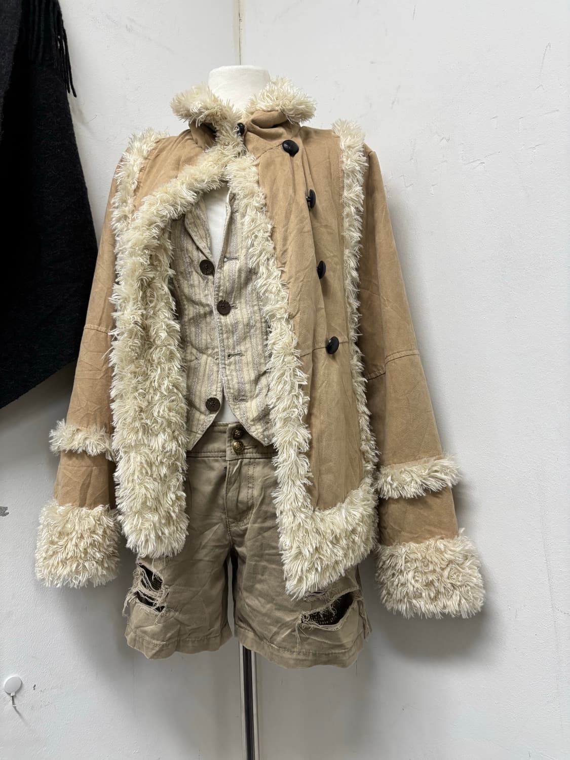 Ivory Fur Trimming 00’s Beige Jacket 상품이미지6