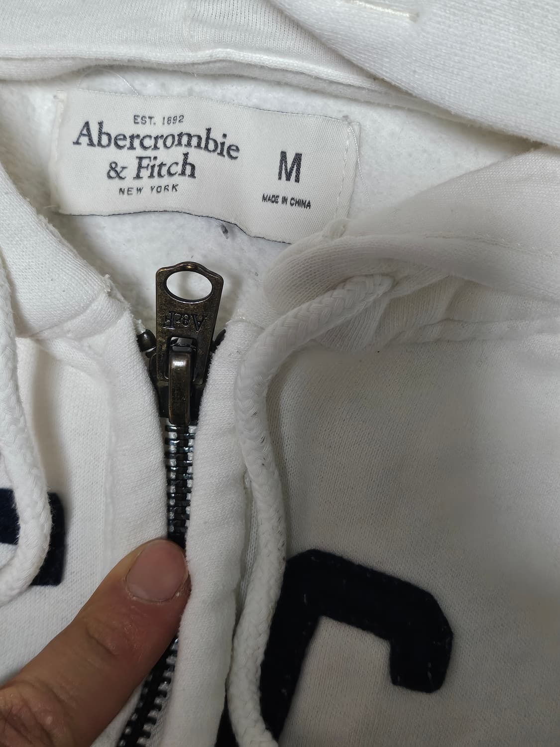 아베크롬비 핀터깔 y2k 후드집업 빅로고 m 상품이미지2