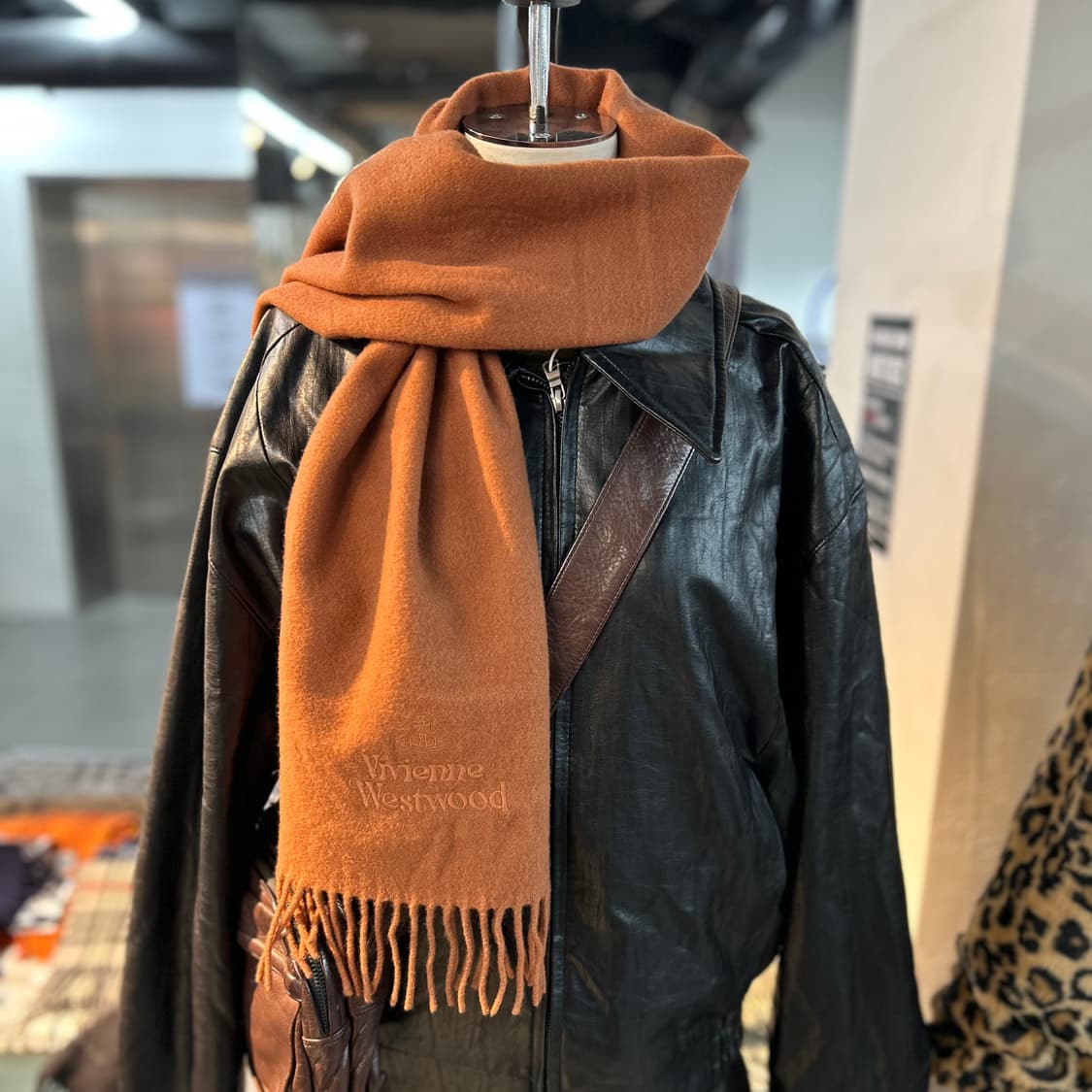 Vivienne Westwood embroidered Muffler 상품이미지4