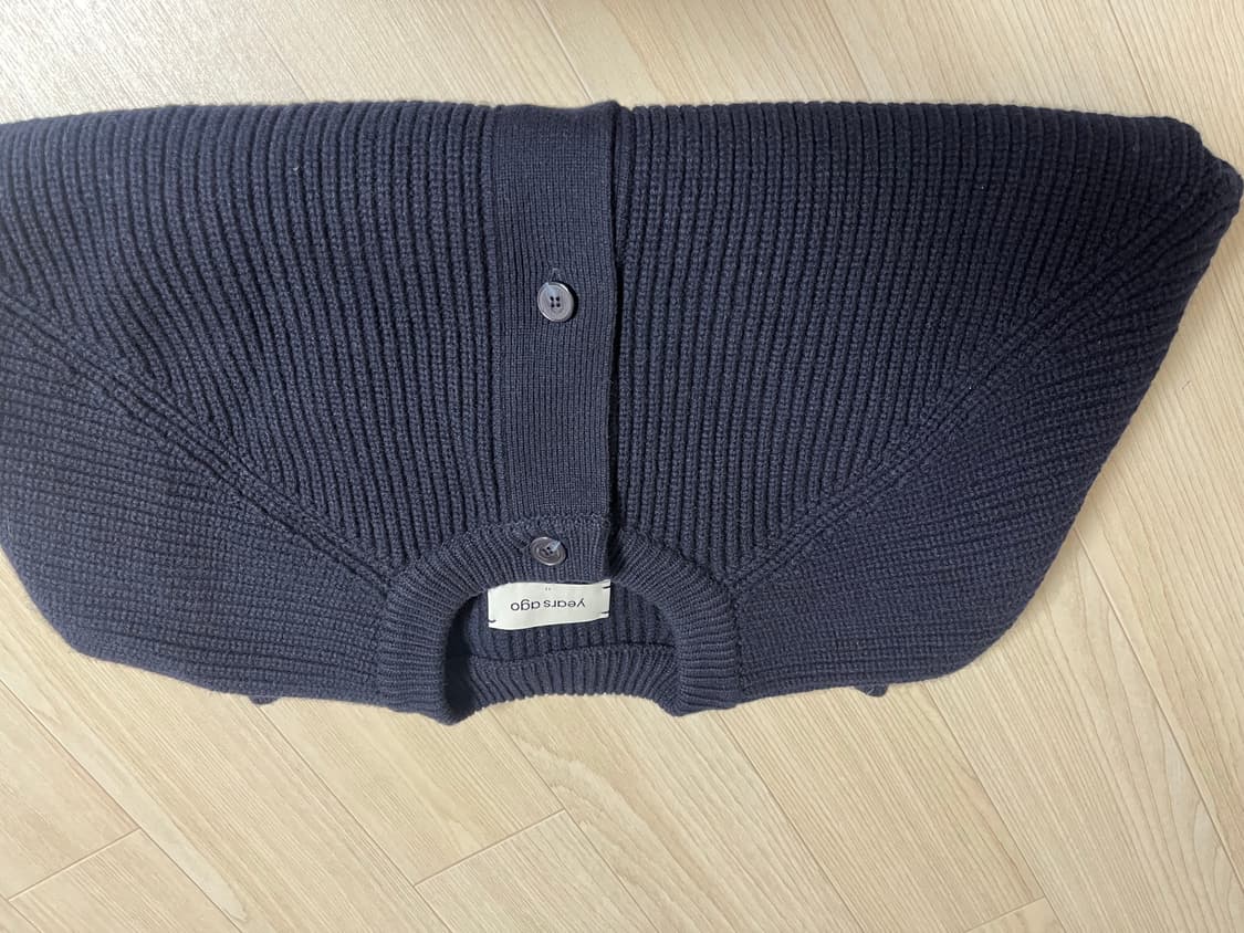 이얼즈어고 메리노울 100 가디건_다크네이버(2사이즈,M) 상품이미지6