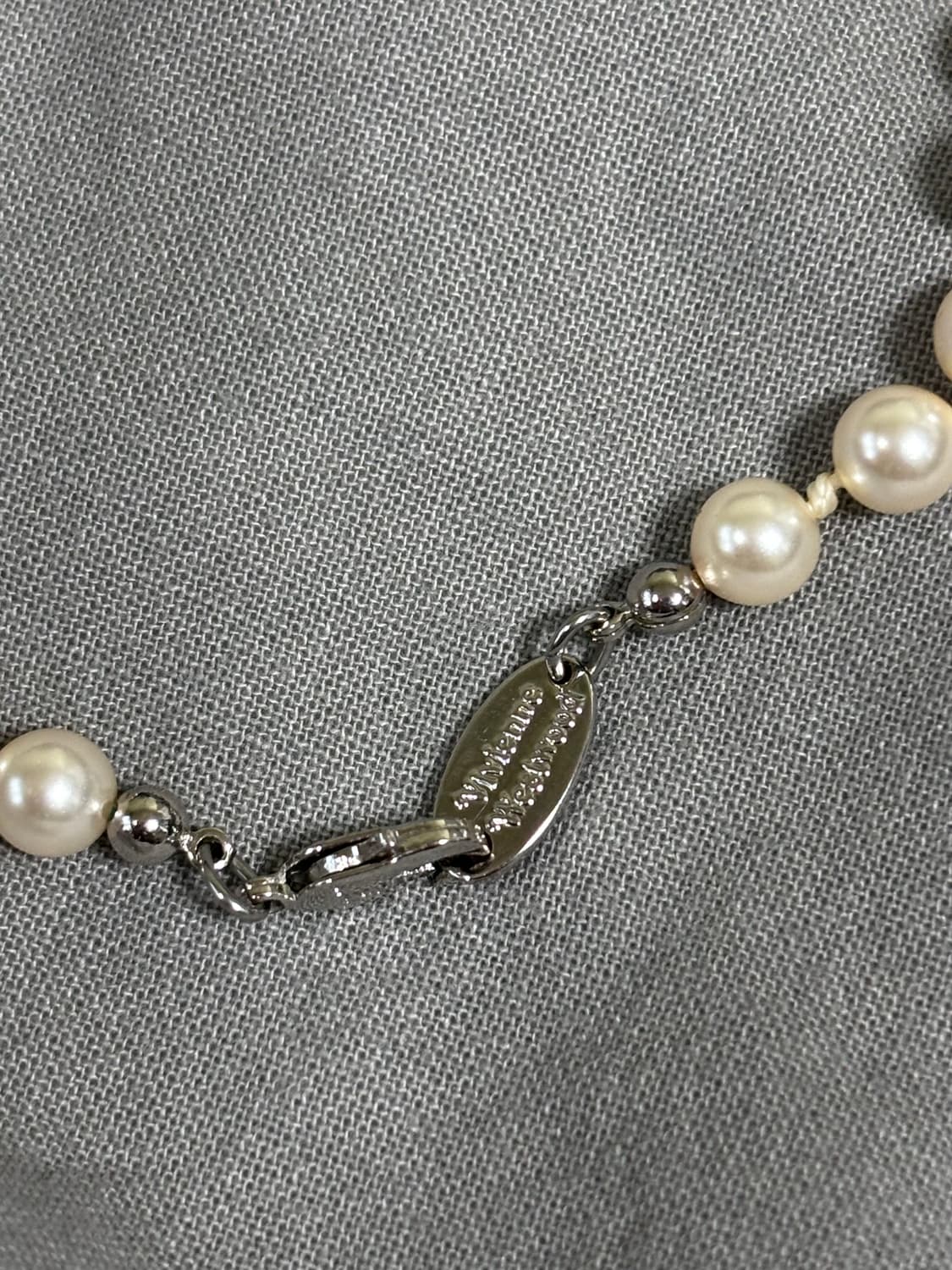 비비안웨스트우드 미니 바스 릴리프 초커 목걸이 상품이미지5