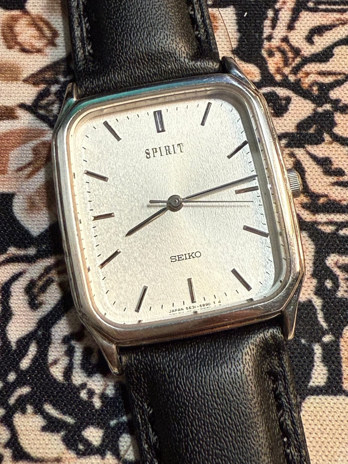 Seiko 빈티지 쿼츠 시계 상품이미지2