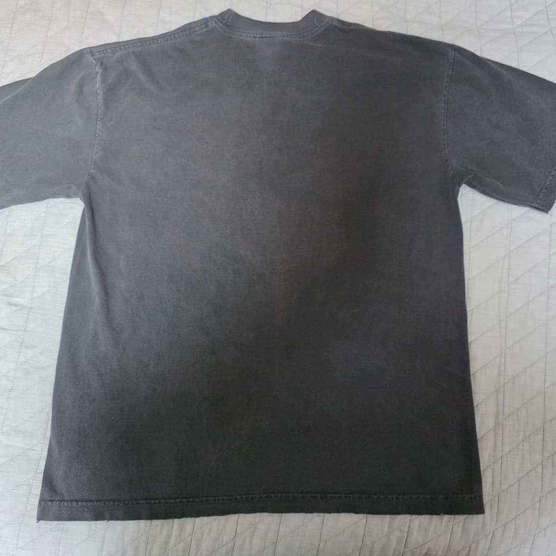 [L] 베르세르크 부틀렉 이더리얼 스튜디오 2024 페이드블랙 롱슬리브 상품이미지4