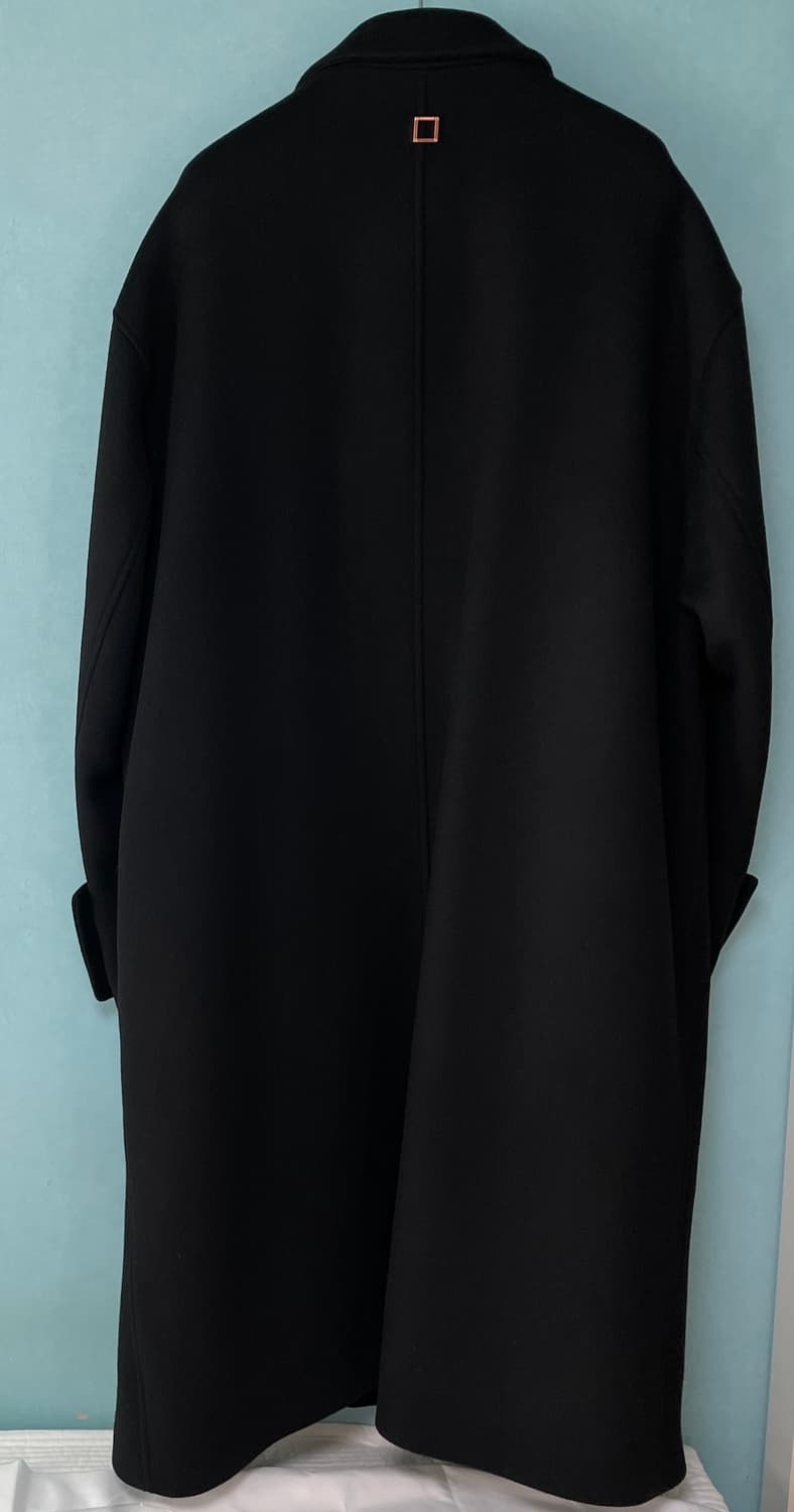 우영미 커프스 디테일 178 코트 블랙 50 (택,옷걸이⭕️) 상품이미지8