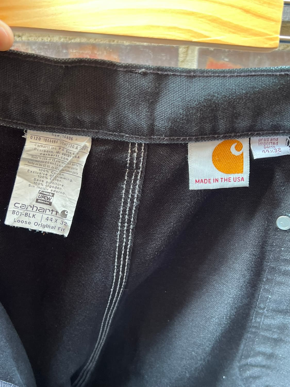 [44] 칼하트 B01 블랙 더블니 USA 블랙 페이딩 워크 팬츠 상품이미지8