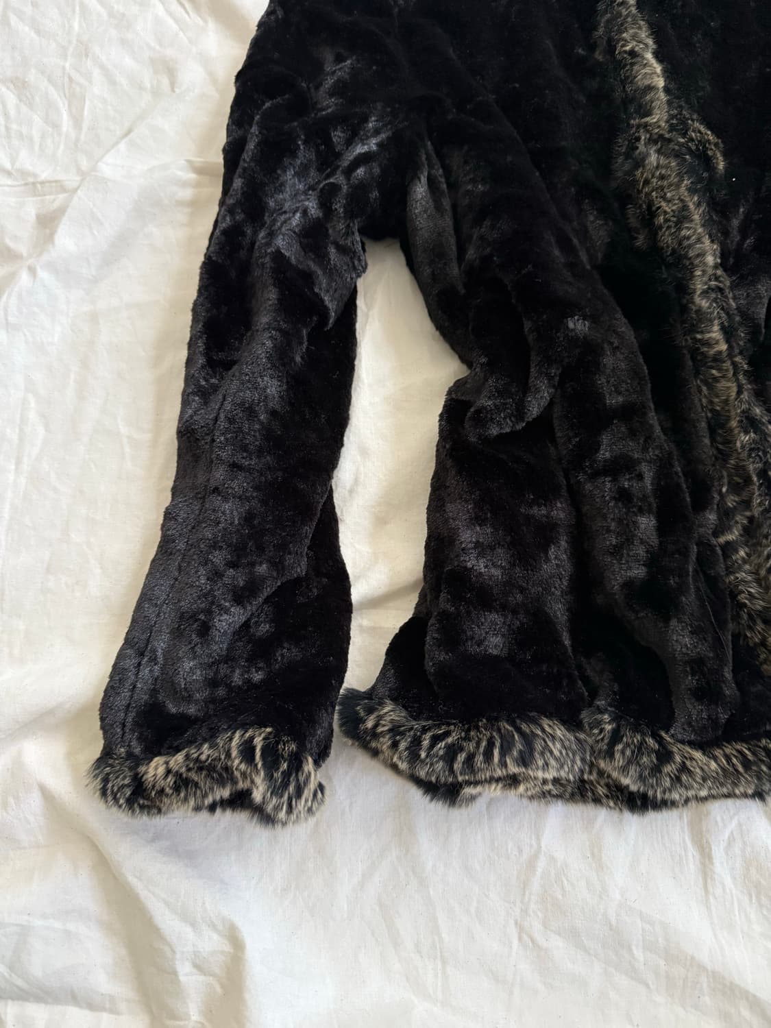 블랙 리버시블 퍼 자켓 상품이미지3