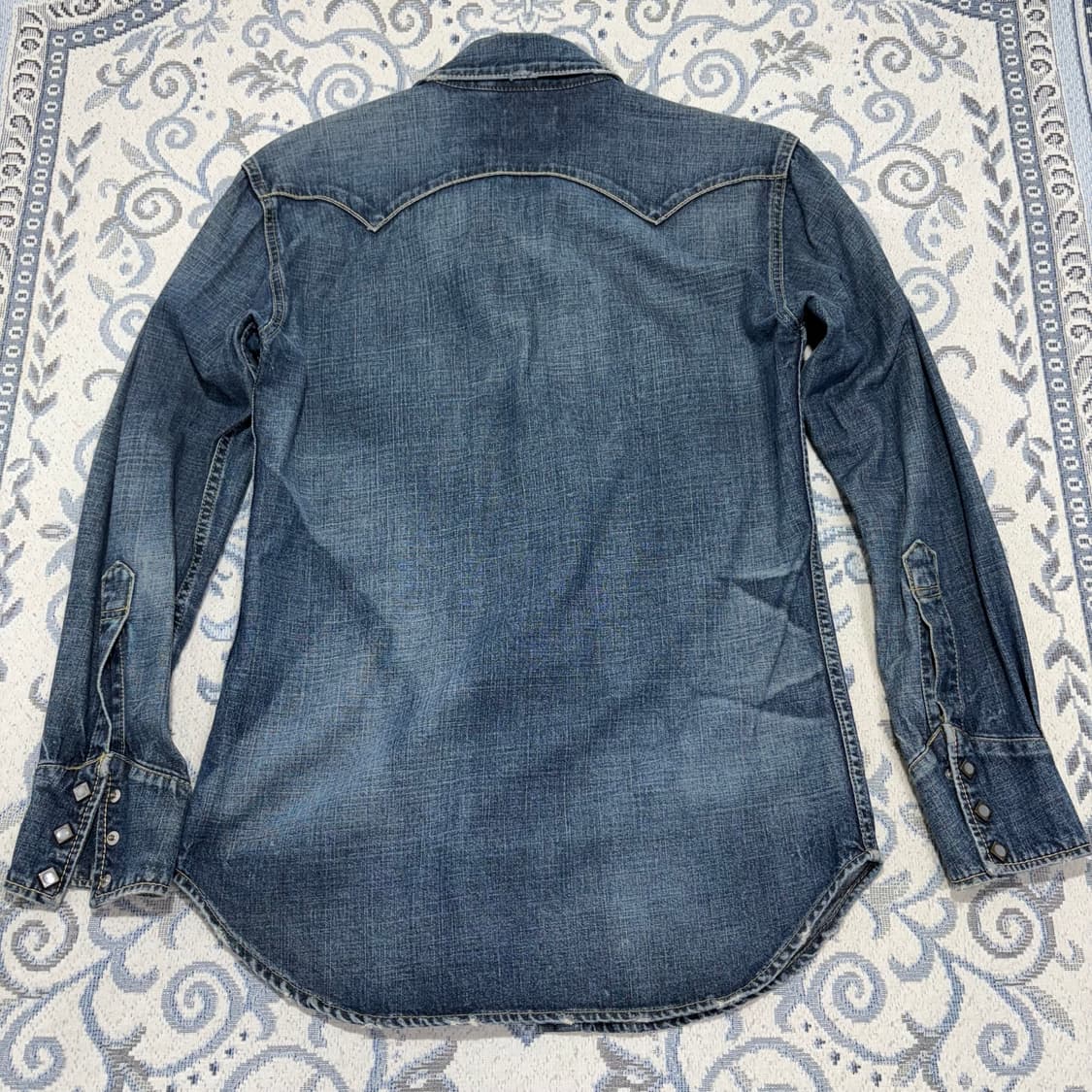 Levi’s Red Tab Western Denim Shirt / M 상품이미지2