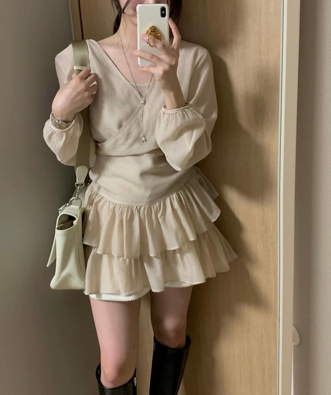 ouro FRILL BLOUSE SET-UP 아우로 프릴 블라우스 셋업 상품이미지5