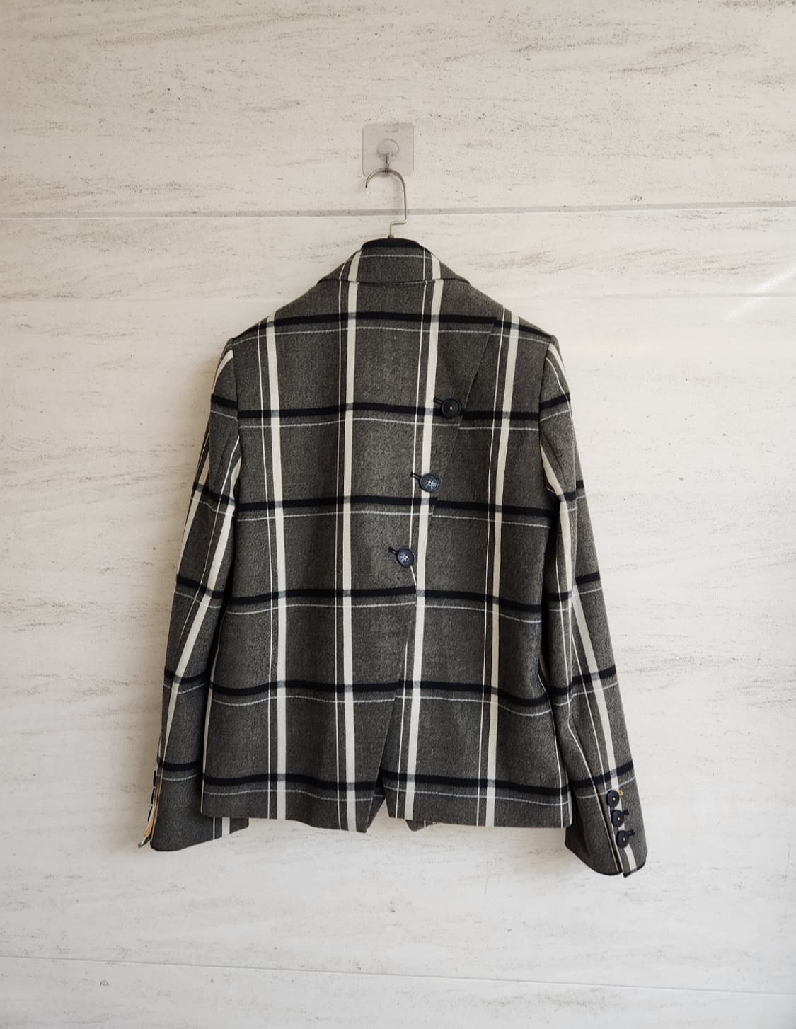 잇미샤  백버튼 체크자켓 55사이즈 상품이미지9